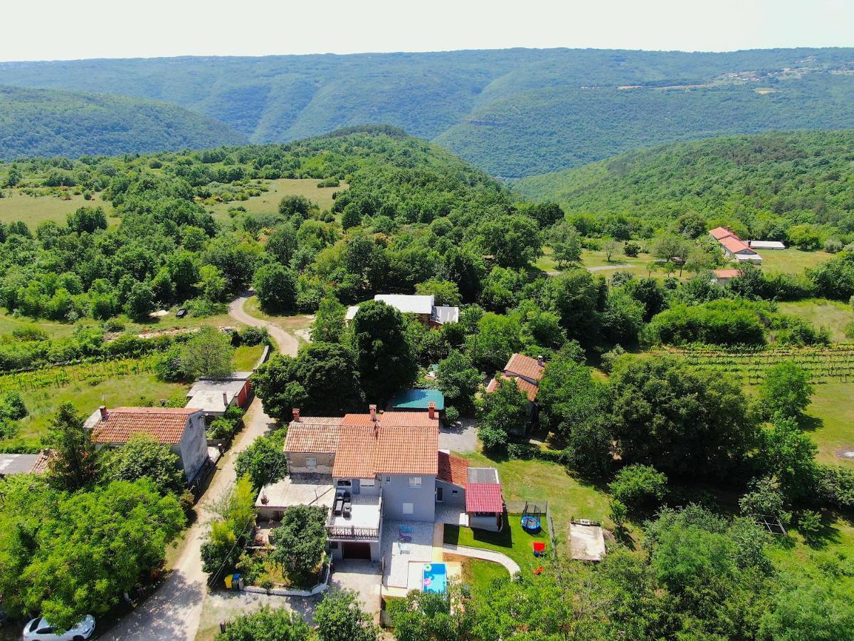Apartman Goga With Pool And Jacuzzi 拉宾 外观 照片