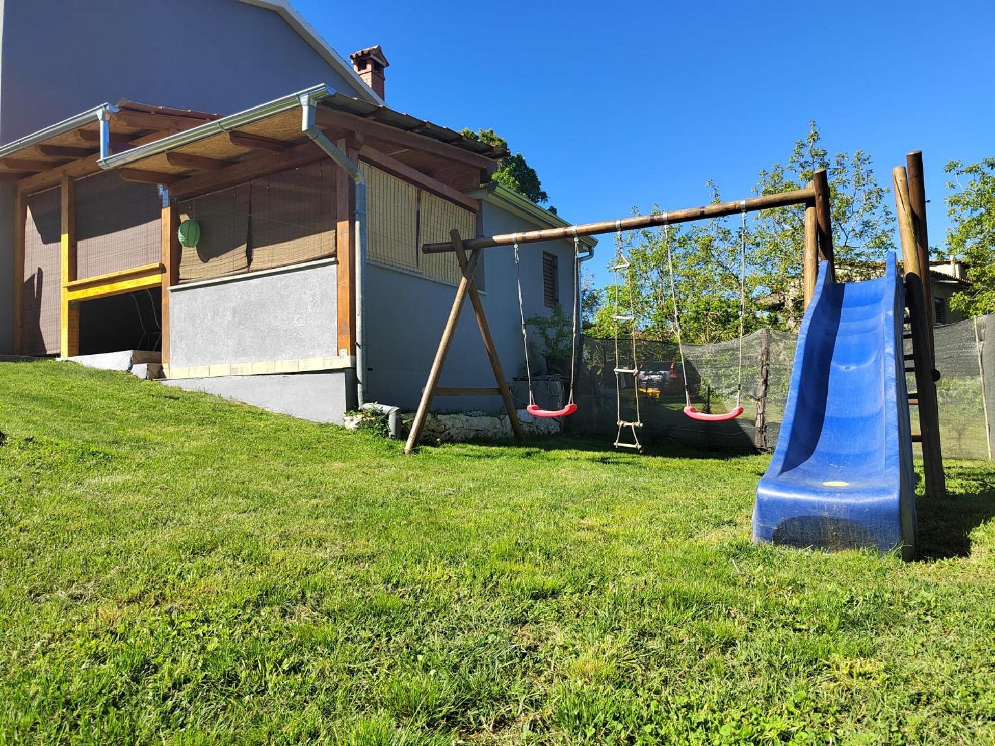 Apartman Goga With Pool And Jacuzzi 拉宾 外观 照片