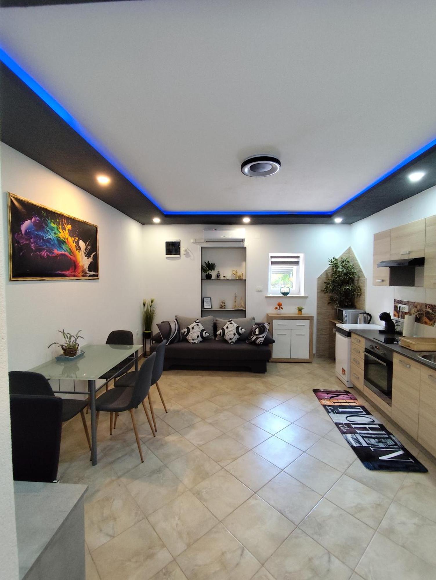 Apartman Goga With Pool And Jacuzzi 拉宾 外观 照片