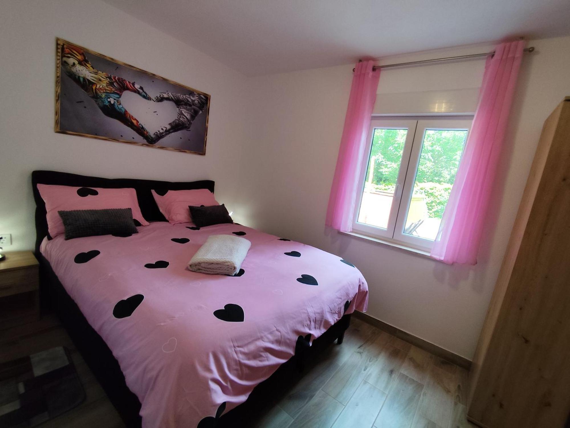 Apartman Goga With Pool And Jacuzzi 拉宾 外观 照片