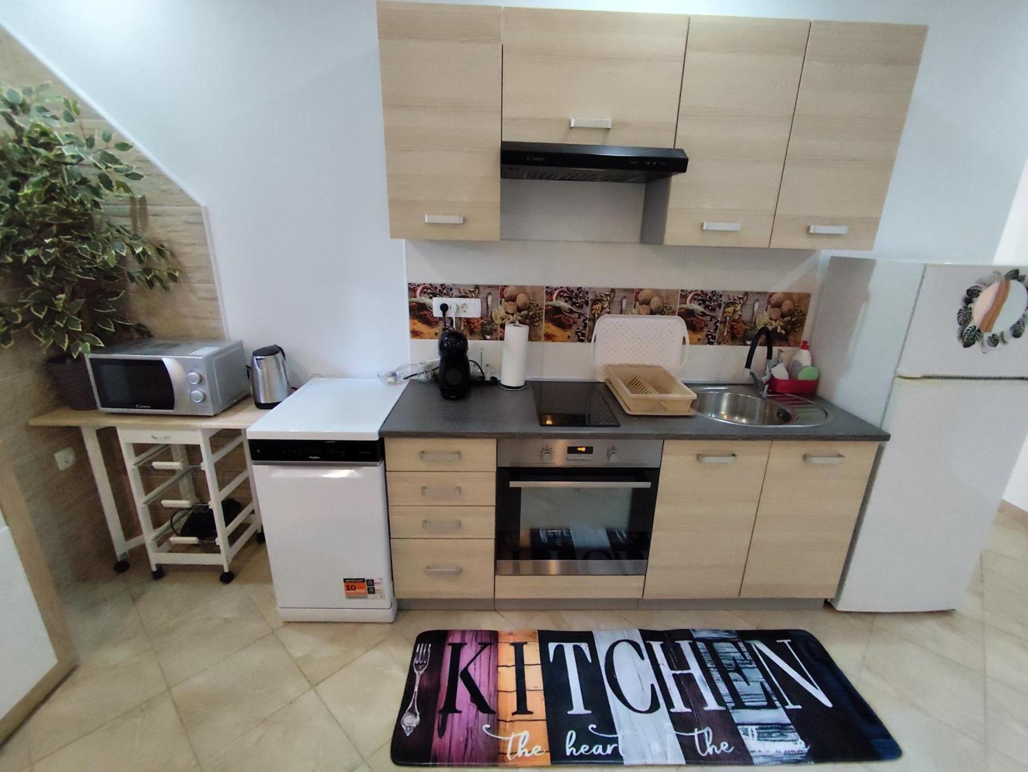 Apartman Goga With Pool And Jacuzzi 拉宾 外观 照片